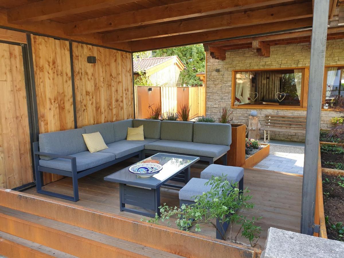 Haus Renswouw Hotel Hollersbach im Pinzgau Exterior photo
